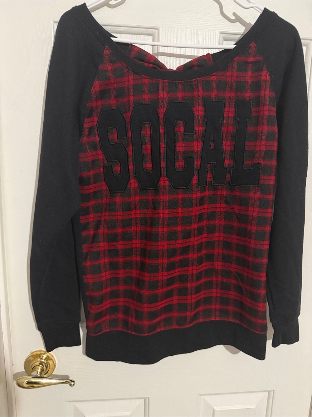 Red & Black Plaid 'SOCAL' Graphic Pullover